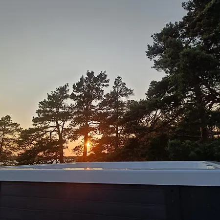 Archipelago Suites, 