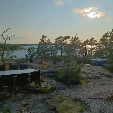 Archipelago Suites, 